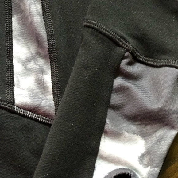 Lululemon Scuba Hoodie - Picture 8 of 8